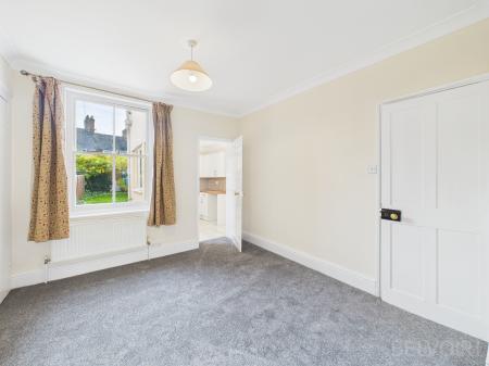 2 bedroom Terraced House for sale in Church Row, Bury St Edmunds, IP33
