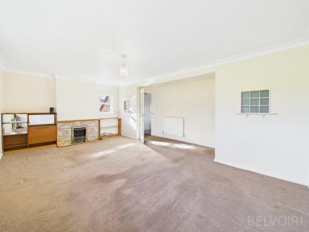 2 bedroom Maisonette for sale in Derwent Road, Bury St Edmunds, IP32