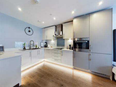 1 bedroom Apartment for sale in Harland Court, Bury St Edmunds, IP32