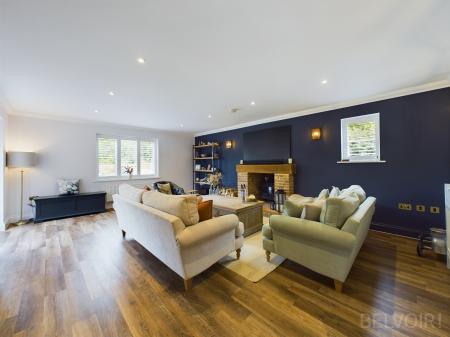 4 bedroom Detached house for sale in Red Admiral Heights, Thurston, IP31