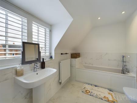 4 bedroom Detached house for sale in Red Admiral Heights, Thurston, IP31