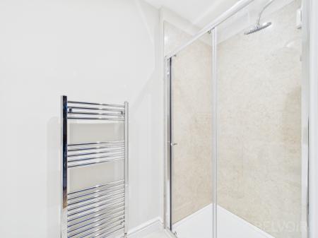 4 bedroom Detached house to let in Wyken Road, Bury St Edmunds, IP31