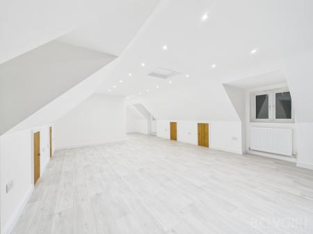 4 bedroom Detached house to let in Wyken Road, Bury St Edmunds, IP31