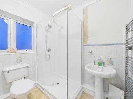 4 bedroom Detached house to let in Wyken Road, Bury St Edmunds, IP31