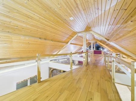 4 bedroom Detached house to let in Wyken Road, Bury St Edmunds, IP31