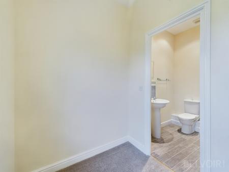 5 bedroom Town house for sale in Bonny Crescent, Ipswich, IP3