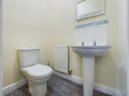 5 bedroom Town house for sale in Bonny Crescent, Ipswich, IP3