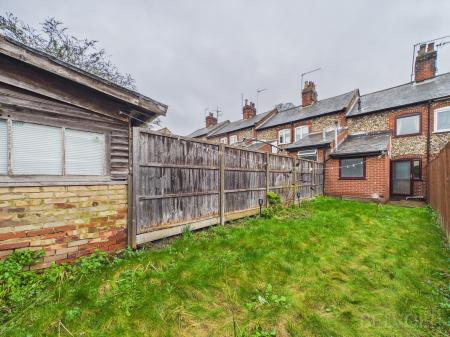 2 bedroom Terraced House to let in Cullum Road, Bury St Edmunds, IP33