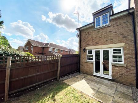 2 bedroom End of terrace house to let in Cobb Close, Bury St Edmunds, IP32
