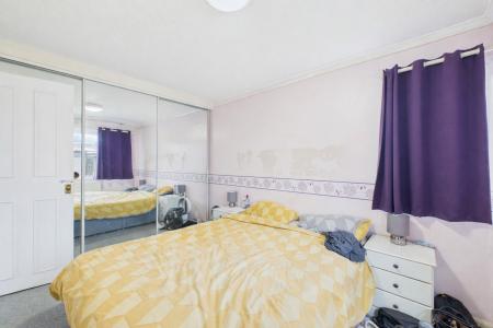 2 bedroom Bungalow for sale in Blackbird Road, Mildenhall, IP28