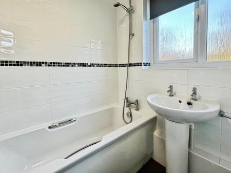 3 bedroom End of terrace house to let in Fornham Road, Bury St Edmunds, IP32