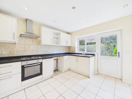 5 bedroom Detached house to let in Cornfield Road, Bury St Edmunds, IP33