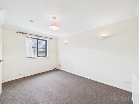 2 bedroom Terraced House for sale in Tollgate Lane, Bury St Edmunds, IP32