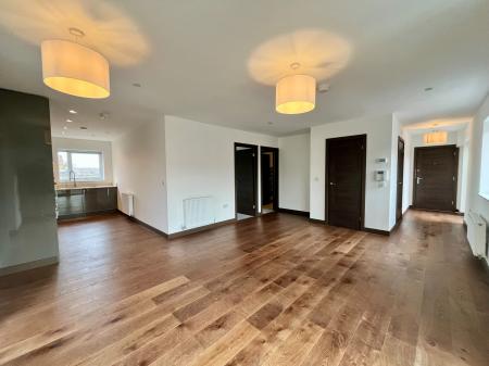 2 bedroom Flat for sale in Harland Court, Bury St Edmunds, IP32