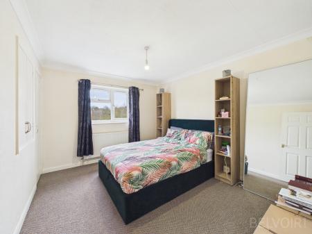 2 bedroom Semi-detached house to let in Chaucer Road, Sudbury, CO10