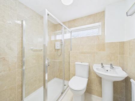 4 bedroom Detached house to let in Church Close, Colchester, CO6