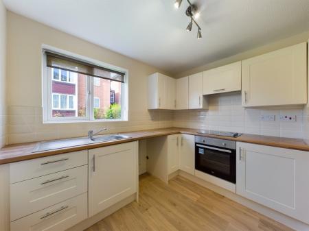2 bedroom Flat to let in St Andrews Street South, Bury St Edmunds, IP33