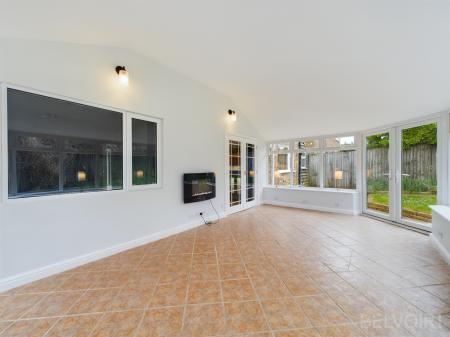 5 bedroom Detached house to let in Broadland Road, Bury St Edmunds, IP33