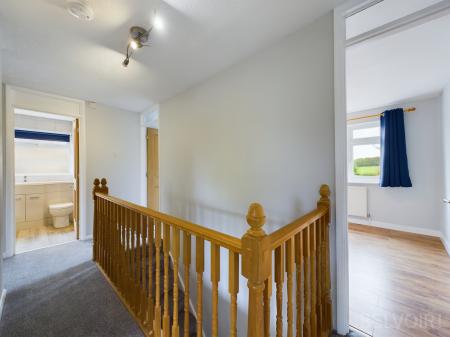 5 bedroom Detached house to let in Broadland Road, Bury St Edmunds, IP33