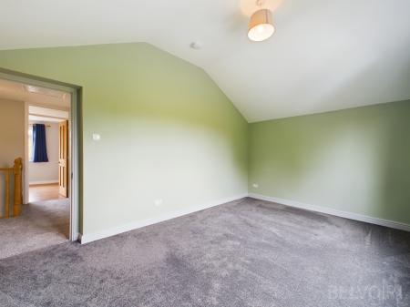 5 bedroom Detached house to let in Broadland Road, Bury St Edmunds, IP33
