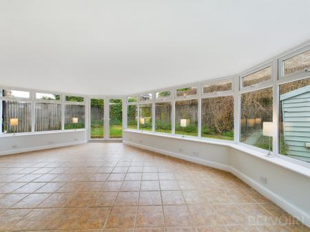 5 bedroom Detached house to let in Broadland Road, Bury St Edmunds, IP33