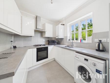 3 bedroom Semi-detached house to let in Drovers Avenue, Moreton Hall, Bury St Edmunds, IP32