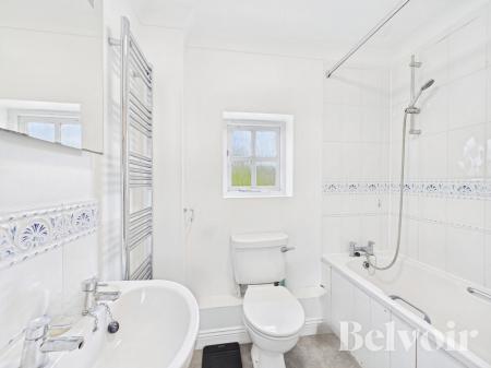 3 bedroom Semi-detached house to let in Drovers Avenue, Moreton Hall, Bury St Edmunds, IP32