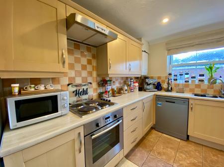 3 bedroom Terraced House to let in Fen Way, Bury St Edmunds, IP33
