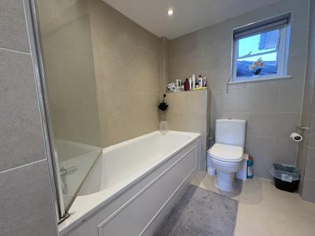 2 bedroom Flat to let in Garland Street, Bury St Edmunds, IP33