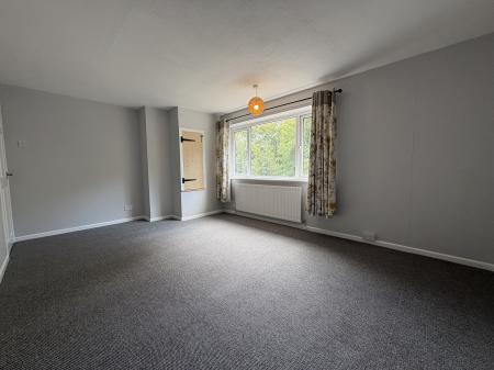 2 bedroom Semi-detached house to let in Winthrop Road, Bury St Edmunds, IP33