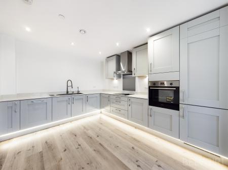 2 bedroom Apartment to let in Houghton Way, Bury St Edmunds, IP33