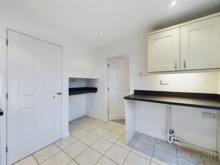 3 bedroom Semi-detached house to let in Mayfield Road, Bury St Edmunds, IP33