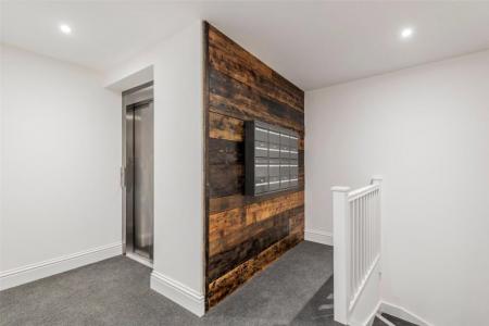 2 bedroom Flat to let in Abbeygate Street, Bury St Edmunds, IP33