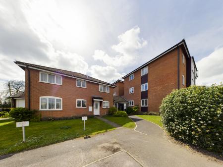 2 bedroom Flat for sale in St Andrews Street South, Bury St Edmunds, IP33