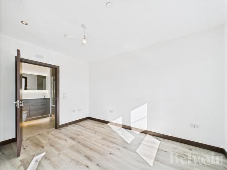 1 bedroom Flat to let in Wick Lane, Bury St Edmunds, IP33