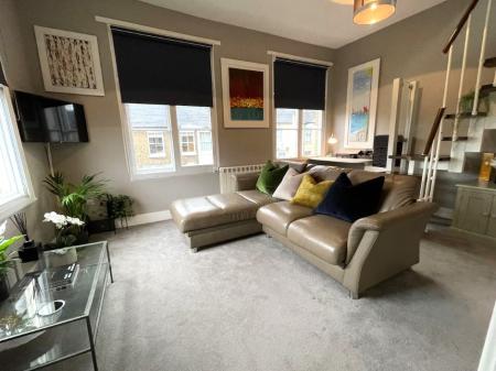 1 bedroom Apartment to let in Princes Street, Bury St Edmunds, IP33