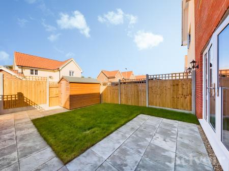 3 bedroom Terraced House for sale in Wool Road, Bury St Edmunds, IP32