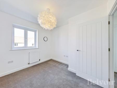 3 bedroom Terraced House for sale in Wool Road, Bury St Edmunds, IP32