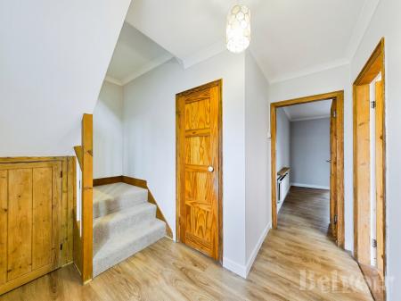 4 bedroom Semi-detached house to let in Nowton Road, Bury St Edmunds, IP33