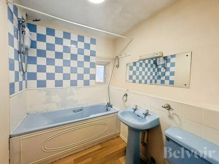 2 bedroom Flat to let in Trinity Mews, Bury St Edmunds, IP33