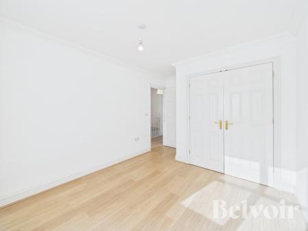4 bedroom Town house to let in Blacksmiths Way, Elmswell, IP30