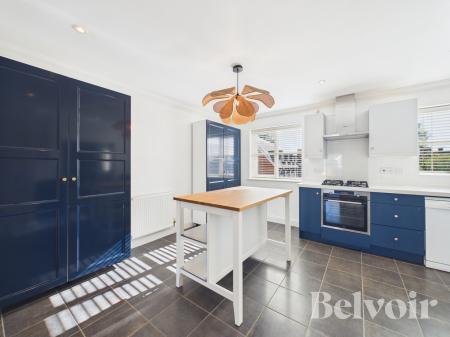 4 bedroom Town house to let in Blacksmiths Way, Elmswell, IP30