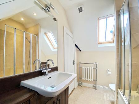 3 bedroom Apartment to let in Hatter Street, Bury St Edmunds, IP33