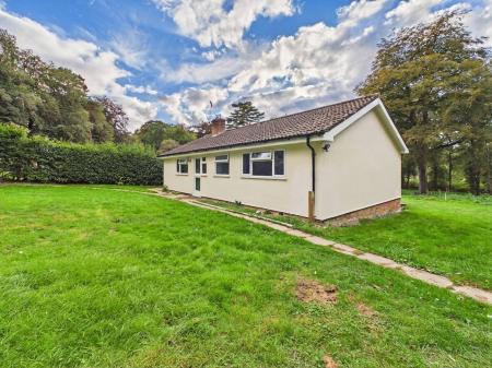 3 bedroom Bungalow to let in Horsecroft Road, Bury St Edmunds, IP29