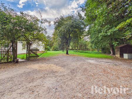 3 bedroom Bungalow to let in Horsecroft Road, Bury St Edmunds, IP29