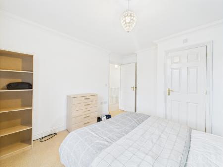 3 bedroom Terraced House for sale in Cotton Lane, Bury St Edmunds, IP33