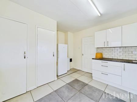 2 bedroom Detached bungalow to let in The Leys, Tostock, IP30