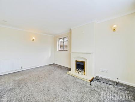 2 bedroom Detached bungalow to let in The Leys, Tostock, IP30
