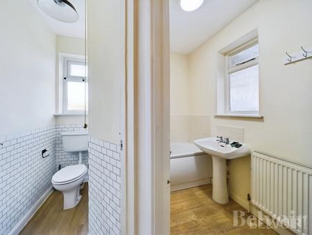 2 bedroom Detached bungalow to let in The Leys, Tostock, IP30