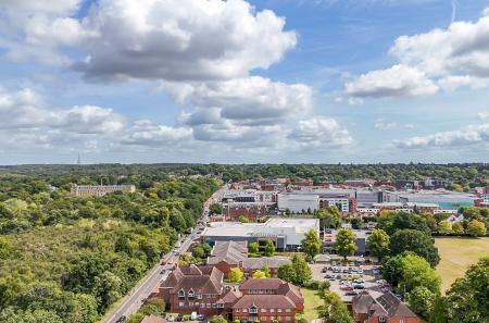 2 bedroom Flat for sale in Dorchester Court, Camberley